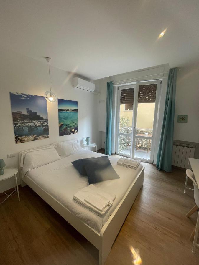 Colombo 32 Affittacamere La Spezia Exteriör bild